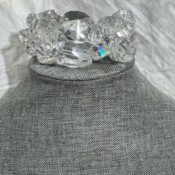 Crystal Bengal Cuff Made Using Non Tarnishing Wire & Silver Plated Bead Caps. - Picture 3 of 7